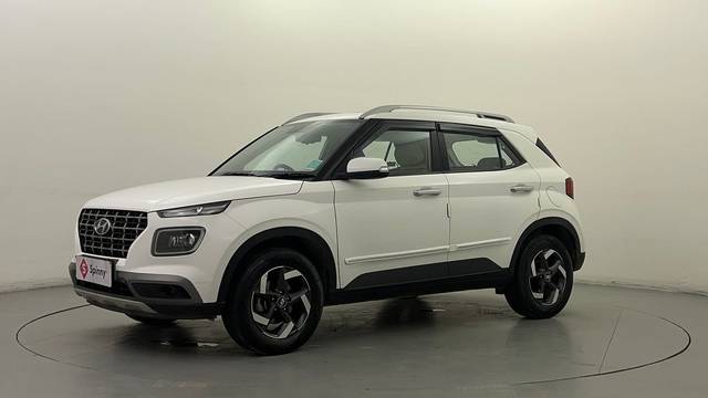 https://images10.gaadi.com/usedcar_image/4511365/original/69a940b0c12e6428b3a1500630f10f18.JPG?imwidth=6400