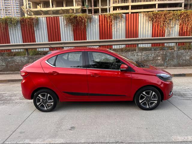 https://images10.gaadi.com/usedcar_image/4511379/original/35900e3f79c48e24a8856515672800d9.jpg?imwidth=6401