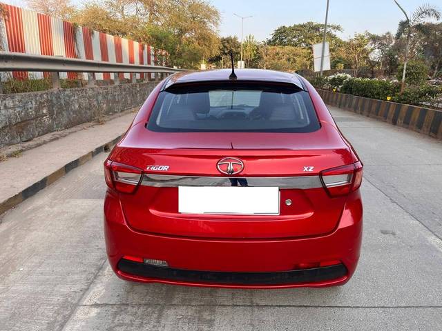 https://images10.gaadi.com/usedcar_image/4511379/original/processed_c5b3b7422f51074a0f9cfeb054a87856.jpg?imwidth=6402