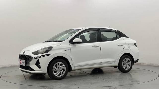 https://images10.gaadi.com/usedcar_image/4511390/original/4858bbbe9b77724134d62f9012b66431.JPG?imwidth=6400