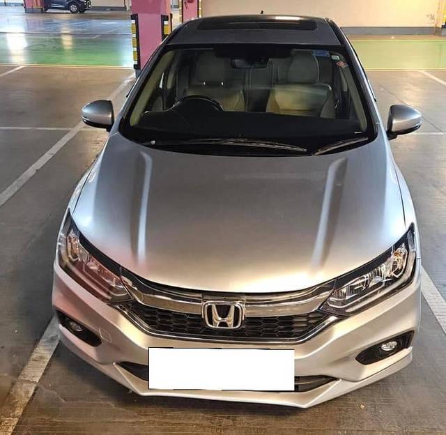 https://images10.gaadi.com/usedcar_image/4511405/original/processed_f7c353ec1e5e3a6573739f2819ec0d13.jpg?imwidth=6400