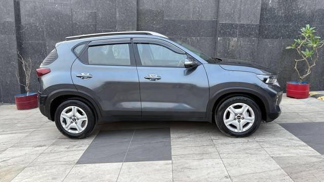 https://images10.gaadi.com/usedcar_image/4511436/original/f32c79235e07e9d716eaac8bf67aa309.jpg?imwidth=6401