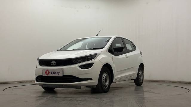 https://images10.gaadi.com/usedcar_image/4511438/original/017d4267e89e84117753e3cfcf3bd9ae.JPG?imwidth=6400