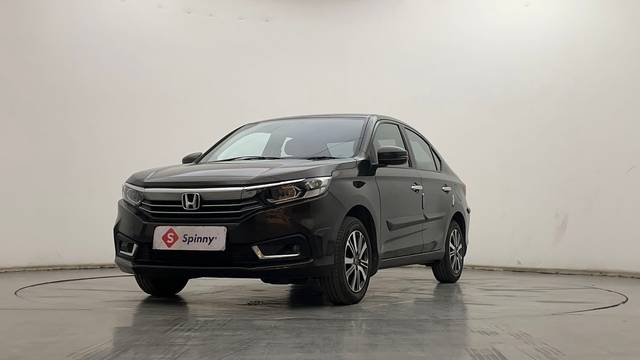 https://images10.gaadi.com/usedcar_image/4511465/original/95ffe2fb446cc17f5dc03b44593e9320.JPG?imwidth=6400