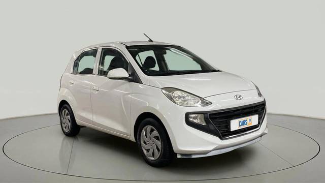 https://images10.gaadi.com/usedcar_image/4511511/original/da9f914312dfd5dca46138253bc852e6.jpg?imwidth=6400