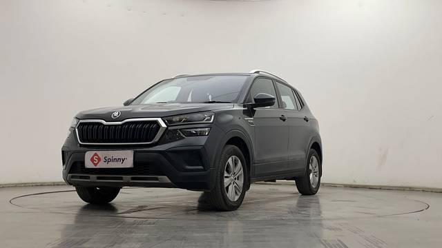 https://images10.gaadi.com/usedcar_image/4511514/original/4f6d8aa7380add0d92273303d12e9bbf.JPG?imwidth=6400