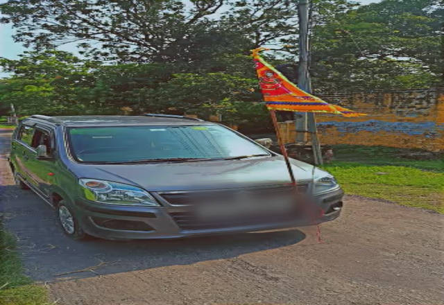 https://images10.gaadi.com/usedcar_image/4511519/original/db8a959c-768c-4212-9d0b-1bbf24c75f9f.?imwidth=6401