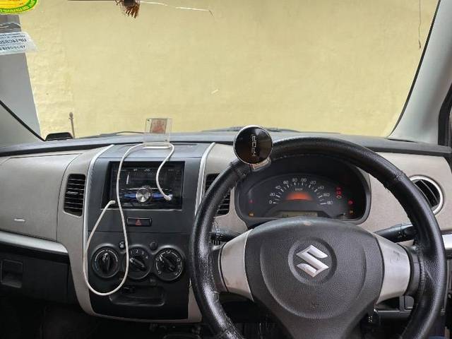 https://images10.gaadi.com/usedcar_image/4511519/original/processed_8c8de242-2c93-4a8f-80ac-4b1ae91565d4.jpeg?imwidth=6402