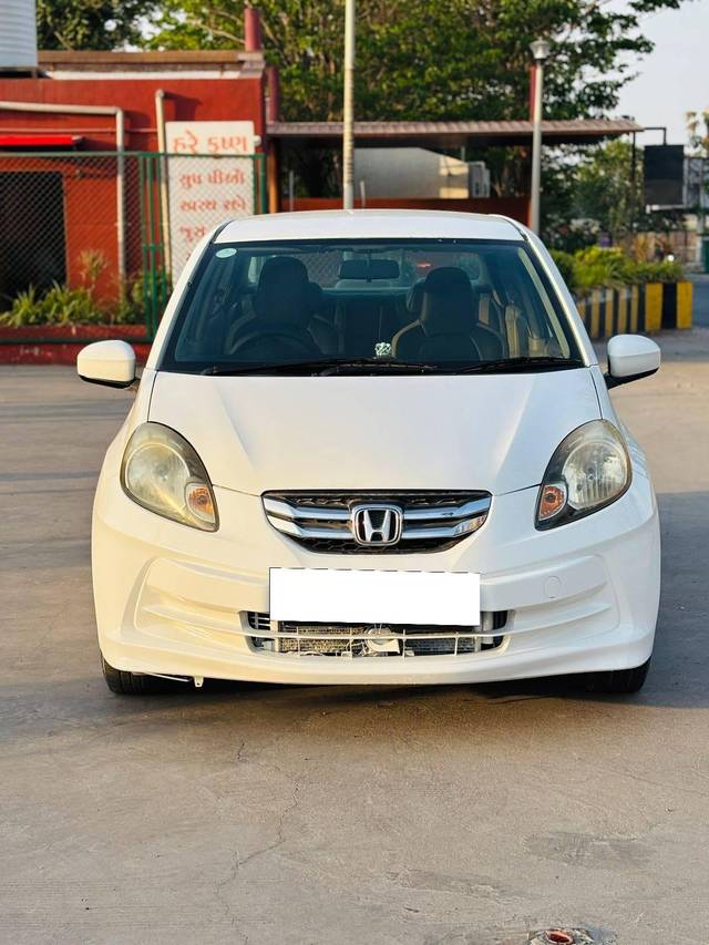 https://images10.gaadi.com/usedcar_image/4511528/original/processed_3b78aa2f3b44e0d7ea8f8e095a67aeb1.jpg?imwidth=6400