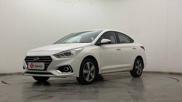 https://images10.gaadi.com/usedcar_image/4511533/original/ecaea607f4fa5c03c4609a9c25484ed7.JPG?imwidth=6400