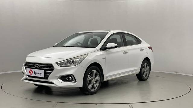 https://images10.gaadi.com/usedcar_image/4511557/original/4b64eee60d6118fad454dfebb47aaab8.JPG?imwidth=6400