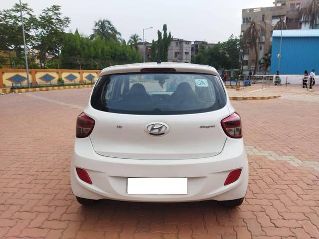 https://images10.gaadi.com/usedcar_image/4511611/original/processed_219ca484d0e1e00f4c4c5b935f07d8ab.jpg?imwidth=6402