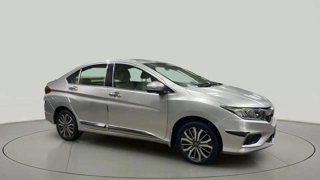 https://images10.gaadi.com/usedcar_image/4511619/original/85ac2e2e3ceb79184f7148d775c1638f.jpg?imwidth=6400