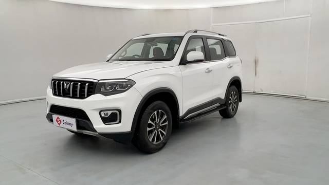https://images10.gaadi.com/usedcar_image/4511715/original/1cb0196431b15918d9083241c4bf72a2.JPG?imwidth=6400