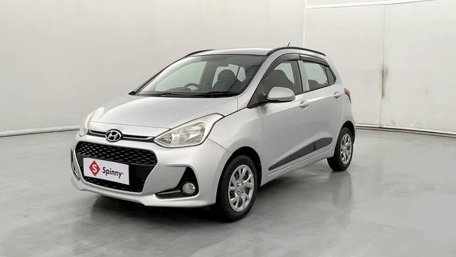 https://images10.gaadi.com/usedcar_image/4511735/original/5d32d2d5a288007d86dc6247f66757e7.JPG?imwidth=6400