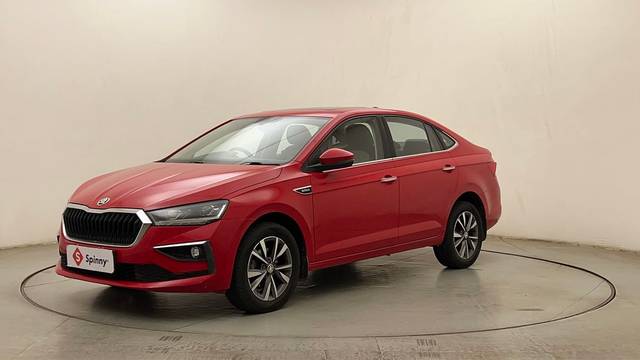https://images10.gaadi.com/usedcar_image/4511744/original/0f0cdbc47c2b35dde34684cf267dfaf8.JPG?imwidth=6400
