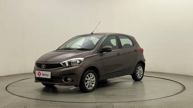 https://images10.gaadi.com/usedcar_image/4511789/original/cc79d00f2850f98eff01e074cd0f0198.JPG?imwidth=6400