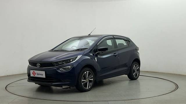 https://images10.gaadi.com/usedcar_image/4511793/original/b6720dfe26a47655d128ac7b8a120fbc.JPG?imwidth=6400