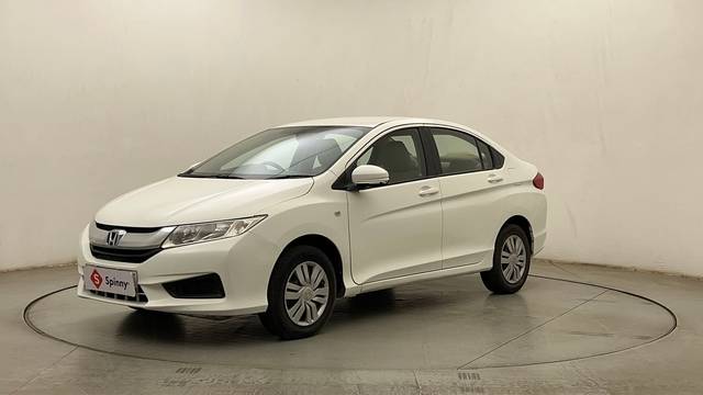 https://images10.gaadi.com/usedcar_image/4511799/original/596389aef8305e5f81655870befcfac4.JPG?imwidth=6400