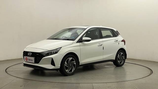 https://images10.gaadi.com/usedcar_image/4511809/original/d1603605efd725ca3db297563e71913d.JPG?imwidth=6400