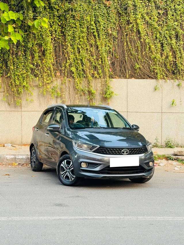 https://images10.gaadi.com/usedcar_image/4511820/original/processed_f52051cd7b20c03ea8150cb1797fa578.jpg?imwidth=6400