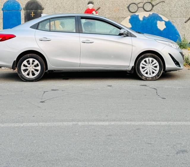 https://images10.gaadi.com/usedcar_image/4511866/original/processed_7c269575f523b40fbae668245e7068b6.jpg?imwidth=6401