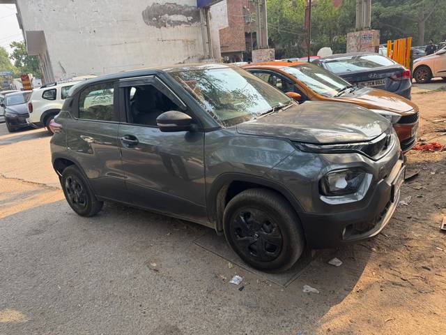 https://images10.gaadi.com/usedcar_image/4511875/original/processed_9ef2b64d605149b54bf1beb3481ce83b.jpg?imwidth=6402