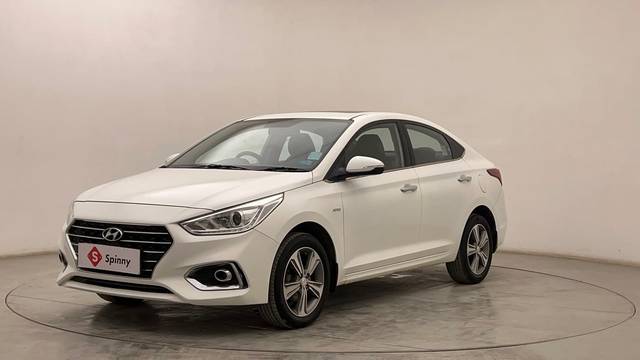 https://images10.gaadi.com/usedcar_image/4511888/original/8311629dbe8361c6274d15f41d37d50a.JPG?imwidth=6400