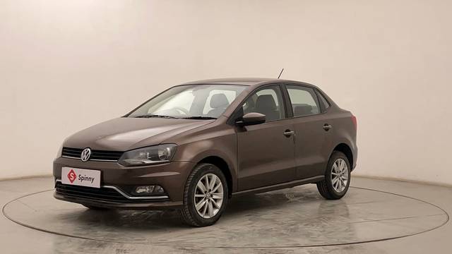https://images10.gaadi.com/usedcar_image/4511892/original/40e68631a3064ee04dff7a988dd83921.JPG?imwidth=6400