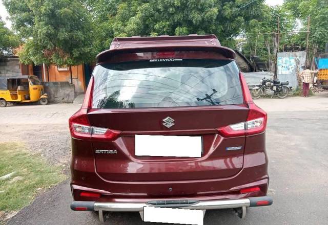 https://images10.gaadi.com/usedcar_image/4511919/original/processed_44e6d379-1c52-4878-a435-5e71c4dc5cb0.jpg?imwidth=6401