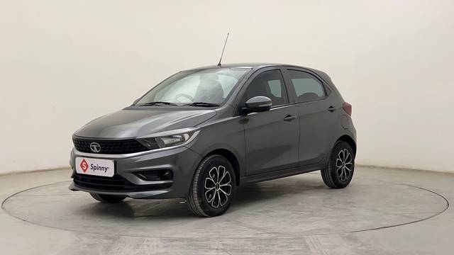 https://images10.gaadi.com/usedcar_image/4511935/original/6d3688691428b248f96adfeabfaabbe8.JPG?imwidth=6400