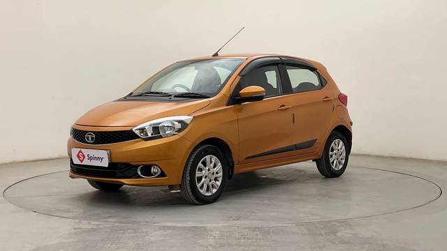 https://images10.gaadi.com/usedcar_image/4511948/original/1b3c64b44db70fb7ab34f201ea50885f.JPG?imwidth=6400