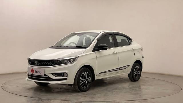 https://images10.gaadi.com/usedcar_image/4511992/original/18db14b09d5dc1ce2ecc64973272d877.JPG?imwidth=6400