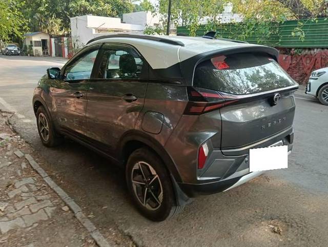 https://images10.gaadi.com/usedcar_image/4512024/original/processed_392ef630-ccaa-4f8e-8c21-dcf85a1f466c.jpg?imwidth=6401