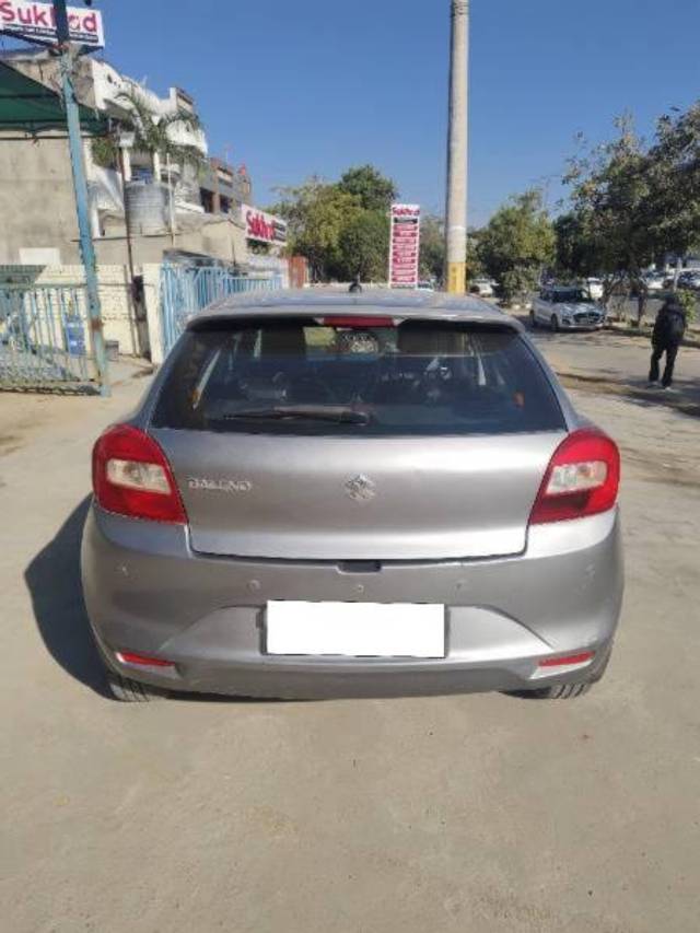 https://images10.gaadi.com/usedcar_image/4512059/original/processed_6dec2ea7-ec91-4a5c-a409-c95af82b679c.jpg?imwidth=6402