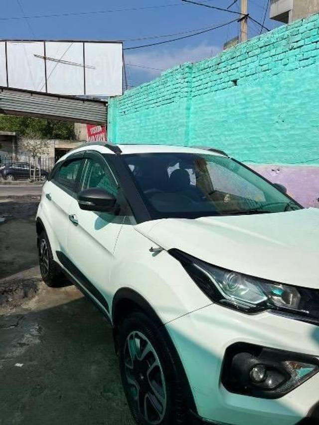 https://images10.gaadi.com/usedcar_image/4512071/original/processed_5b827f2c-1bd3-4373-8231-cc926b675abd.jpeg?imwidth=6400