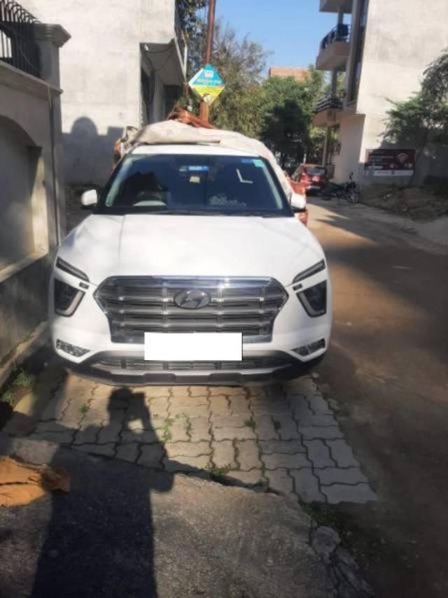 https://images10.gaadi.com/usedcar_image/4512088/original/processed_894e7b7a-40cf-4428-9805-107538763822.jpg?imwidth=6400