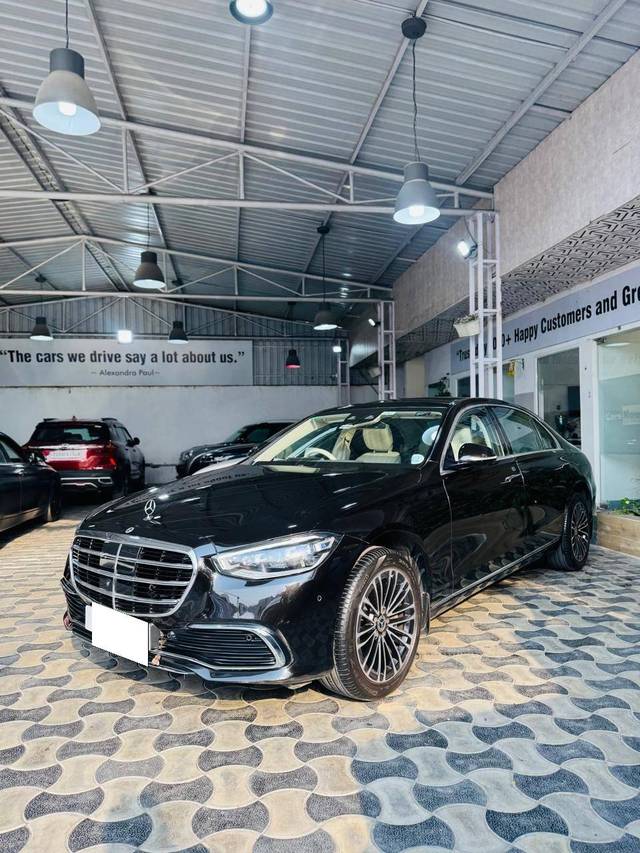 https://images10.gaadi.com/usedcar_image/4512118/original/processed_e85fe74307e29eb1dc8b5889b50f1159.jpg?imwidth=6400