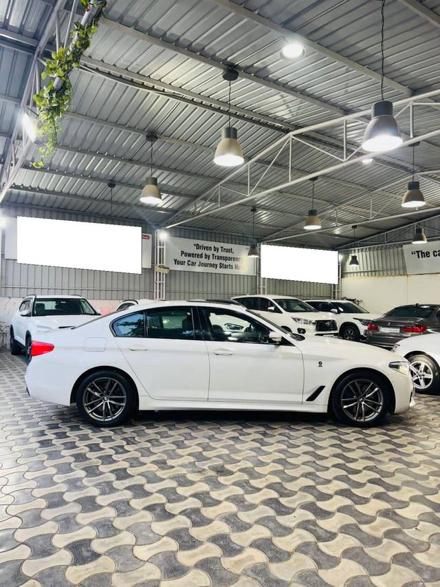https://images10.gaadi.com/usedcar_image/4512123/original/processed_007fc6a8b18de3cf9390244d1e230b97.jpg?imwidth=6401