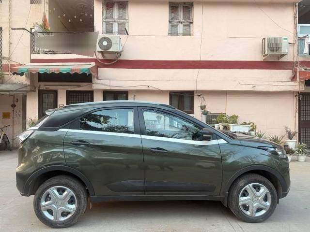 https://images10.gaadi.com/usedcar_image/4512129/original/processed_1125c053-9446-432a-b4a9-ef0149cfaf84.jpeg?imwidth=6401