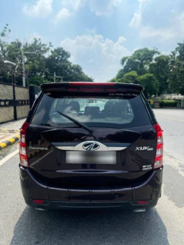 https://images10.gaadi.com/usedcar_image/4512154/original/processed_6b9f804c-ce1a-4a29-bd65-52844cea3ad4.jpeg?imwidth=6402