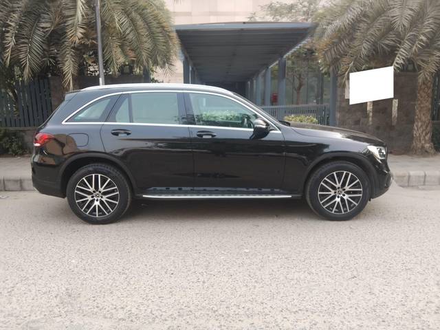 https://images10.gaadi.com/usedcar_image/4512193/original/processed_ca4f133cc73f9b74c005f0f3dacabc76.jpg?imwidth=6401