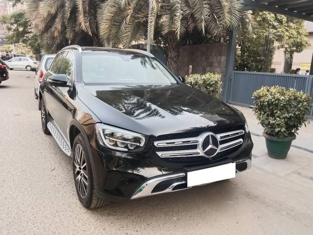 https://images10.gaadi.com/usedcar_image/4512193/original/processed_df1311cb8317b2319075e6ffd0750761.jpg?imwidth=6400