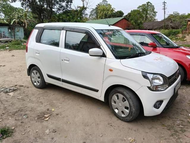 https://images10.gaadi.com/usedcar_image/4512204/original/processed_d7ccb745-3741-4dbf-a496-b726c9060729.jpg?imwidth=6400