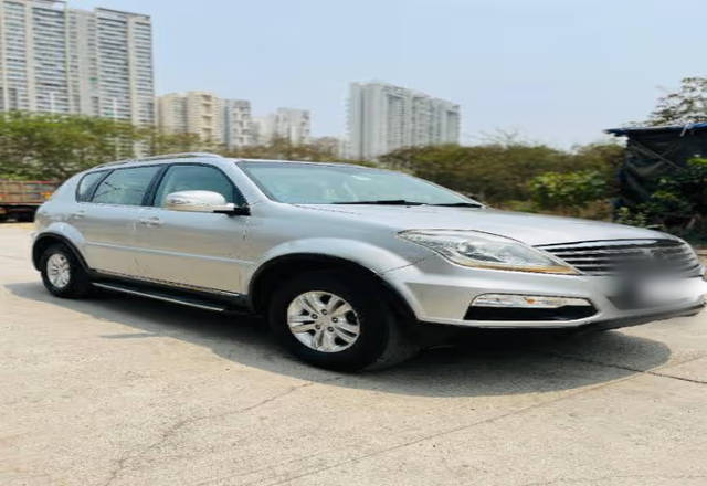 https://images10.gaadi.com/usedcar_image/4512206/original/9b094a15-c0c1-4949-b476-296977b89638.?imwidth=6400