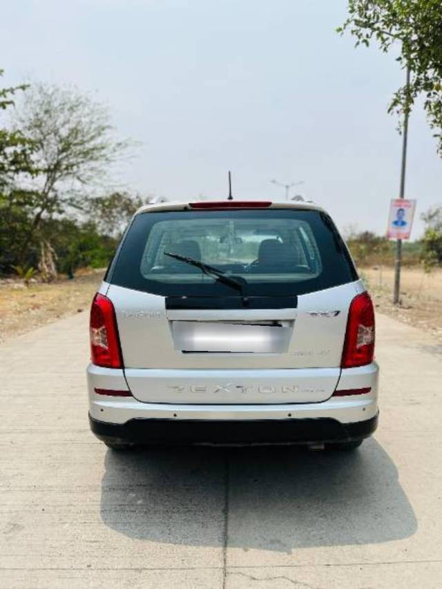 https://images10.gaadi.com/usedcar_image/4512206/original/processed_ce169c4b-741a-4031-b8e0-b65aa7d77d93.jpg?imwidth=6402