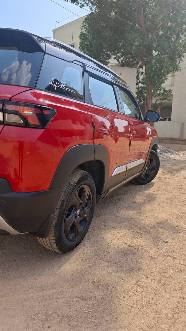 https://images10.gaadi.com/usedcar_image/4512249/original/processed_f23306b4-1806-4713-a38a-05dc0723dd8f.jpg?imwidth=6401