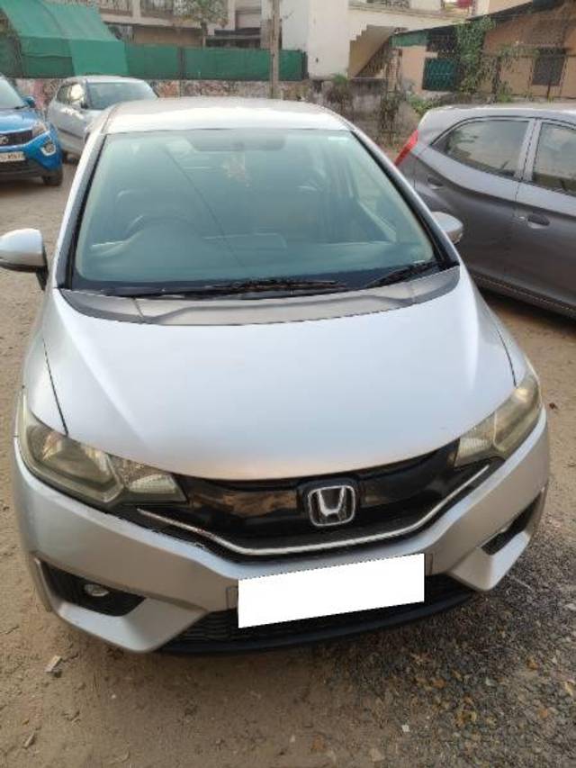 https://images10.gaadi.com/usedcar_image/4512255/original/processed_5a120827-e059-4b88-ba22-0081b4c363b2.jpg?imwidth=6401