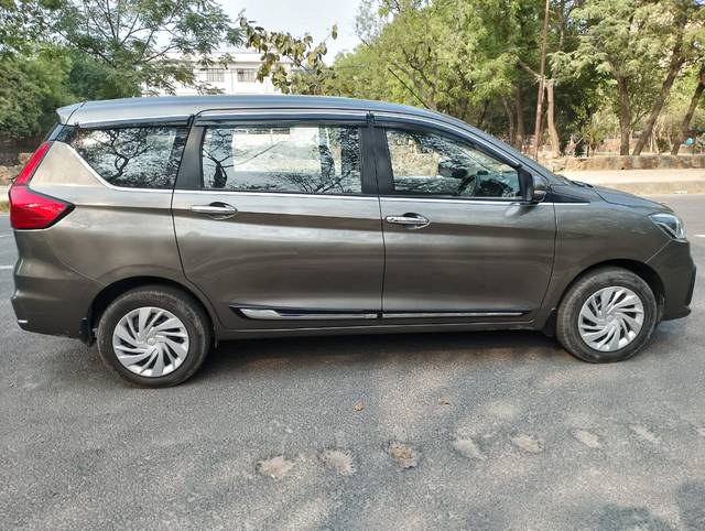 https://images10.gaadi.com/usedcar_image/4512256/original/0ba1a55cb714680d1926233a207adfaf.jpg?imwidth=6401