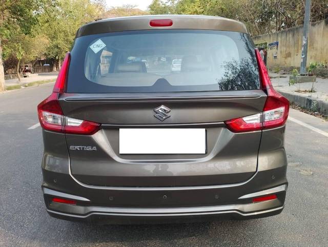 https://images10.gaadi.com/usedcar_image/4512256/original/processed_dd7be5226ab90cec2b53407c23f5c941.jpg?imwidth=6402